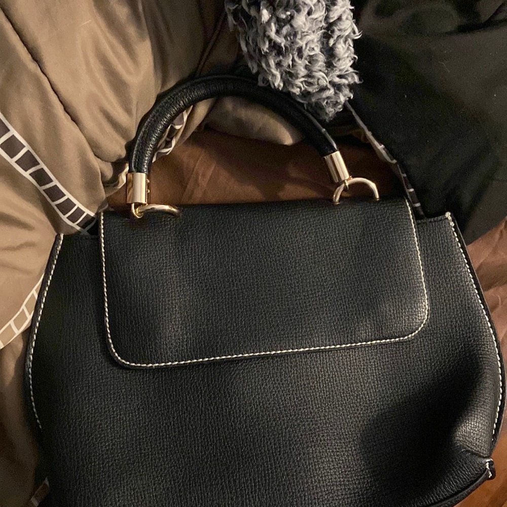 It’s a black and white bag